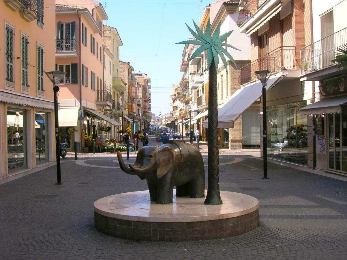 Casavacanze Estate 2 San Benedetto del Tronto Luaran gambar